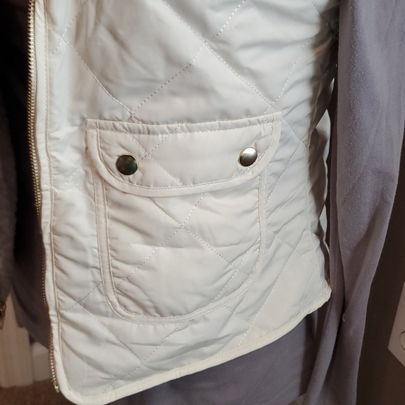 LoveTree Small worn once /#336 - Picture 2 of 10